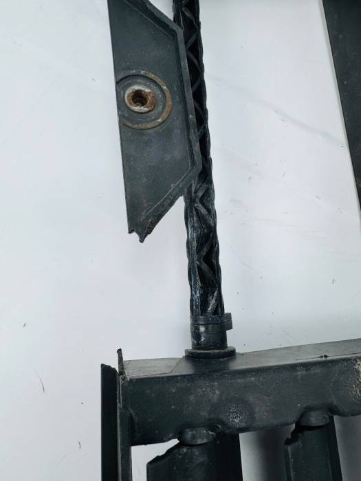 Mercedes Actros MP4 Radiator Air Deflector Shutter 110014401 LH Euro 6 Used view 8