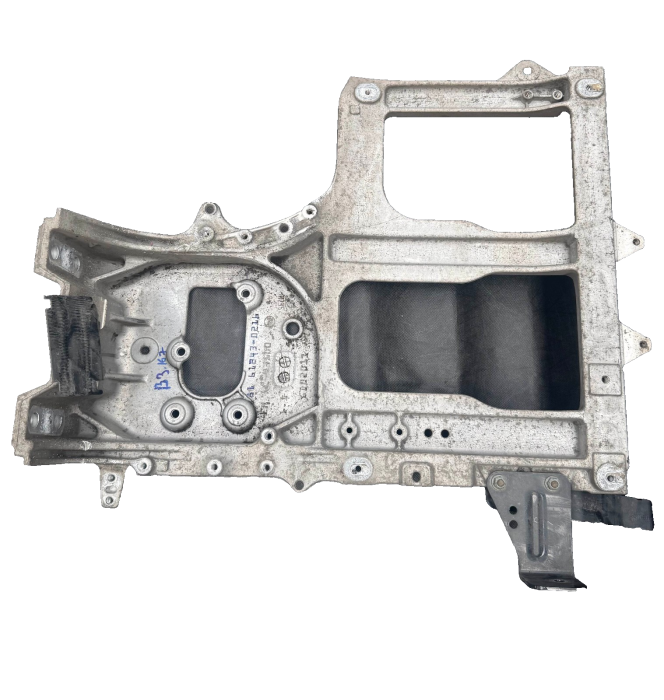 MAN TGX/TG3 Front Mudguard Bracket RH 81612430216 81.61243-0216 Euro 6 Used view 2