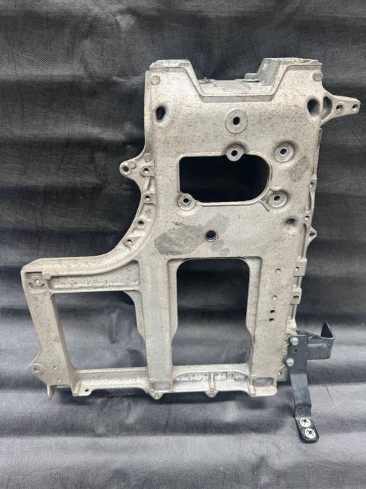 MAN TGX/TG3 Front Mudguard Bracket RH 81612430216 81.61243-0216 Euro 6 Used view 6