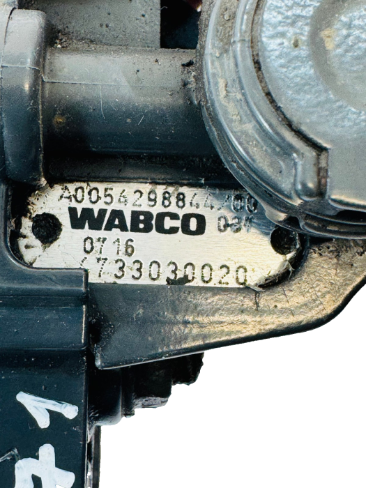 Mercedes Wabco Lift Axle Pressure Reducing Valve A0054298844 4733030020 Used