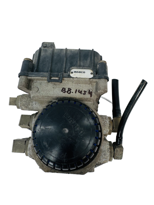 WABCO DAF LF CF XF Front Axle Modulator 1867005 4801066050 1818831 Euro 6 Used view 7