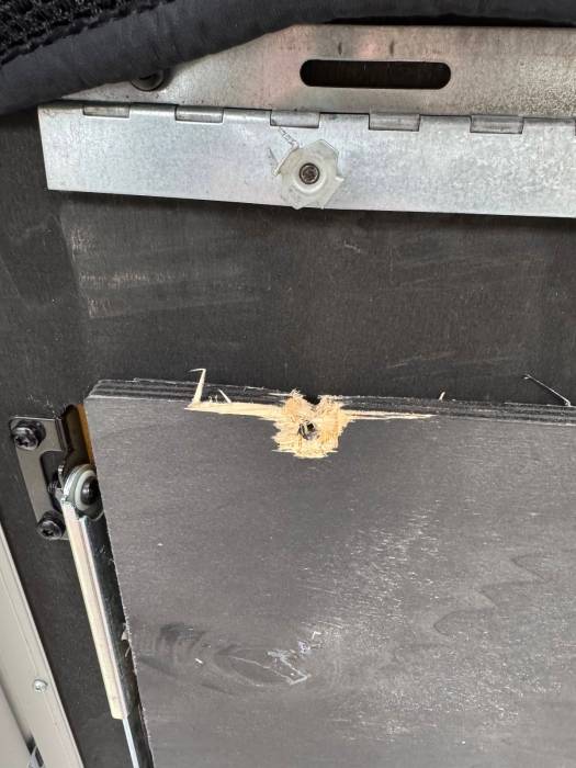 Mercedes Actros MP4 Lower Bunk Bed Assembly A9609705249 A9609708949 2012-On Used view 7