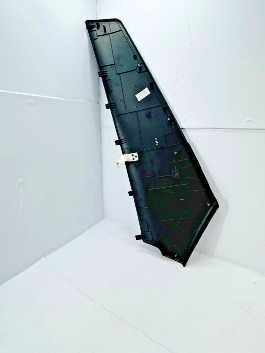 Volvo FH/FM RHD Lower Dashboard Side Trim Panel 82247028 Euro 6 Used view 5