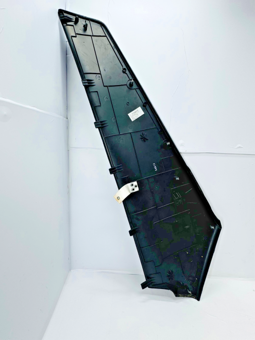 Volvo FH/FM RHD Lower Dashboard Side Trim Panel 82247028 Euro 6 Used view 6