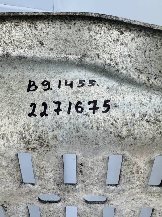 DAF CF Cab Step Cover Plate 2271675 Left Side Used view 5