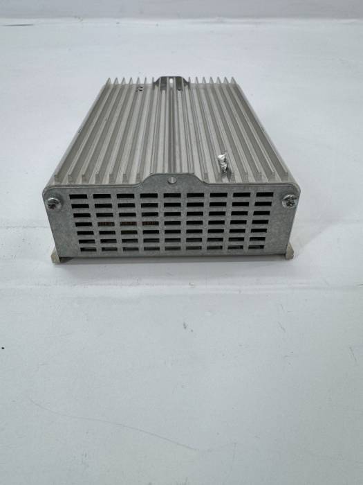 Volvo FH4/FM4 Voltage Converter 24V To 14V 21255317 7421255317 5904703623175 view 4