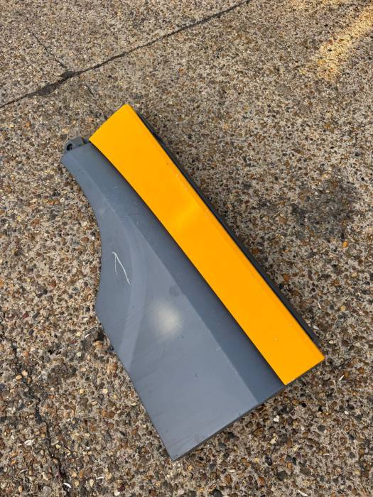 DAF XF106 Euro 6 LH Mudguard/Fender Extension 1835027 1843492 1843498 Grey Used view 3