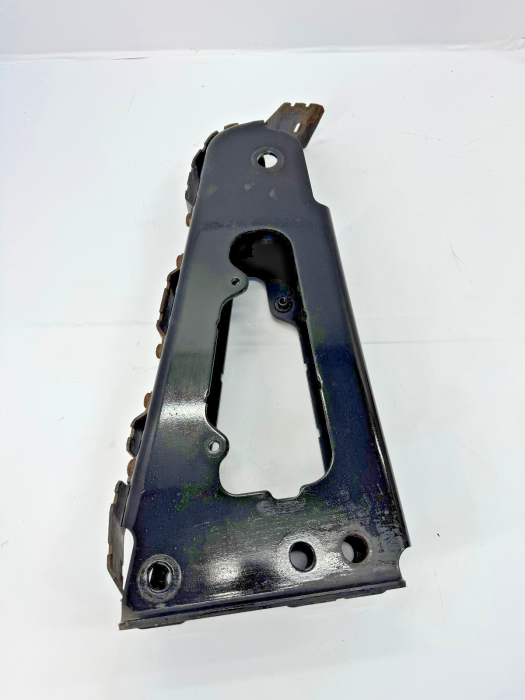 Mercedes Actros MP4 Cabin Support Bracket A9603101260 A9603100373 LH Euro 6 Used view 5