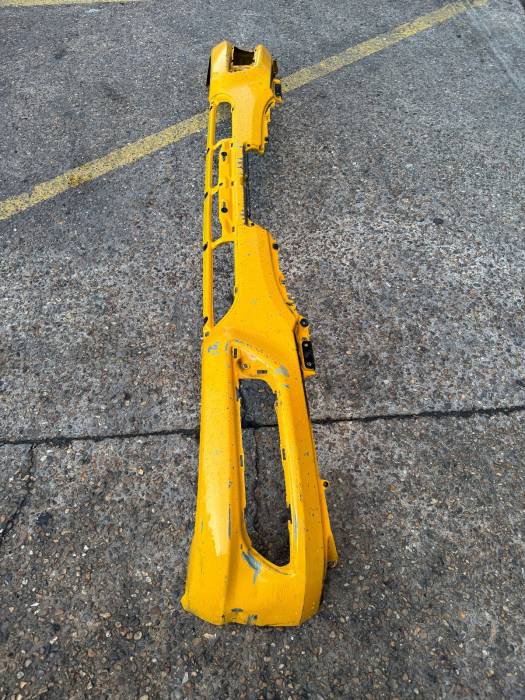 DAF CF Euro 6 Front Bumper 1876631 1826510 2032701 2032702 1826510 Euro 6 Used view 8